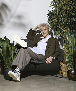 Ваня Дмитриенко